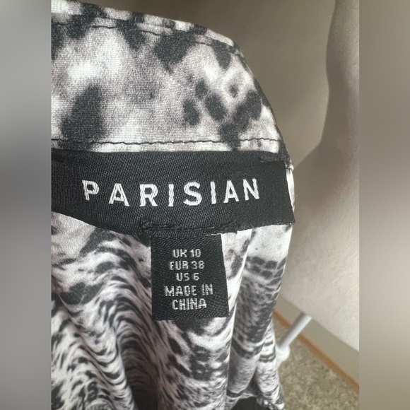 Parisian size 6 button front snake print dress - Picture 4 of 12